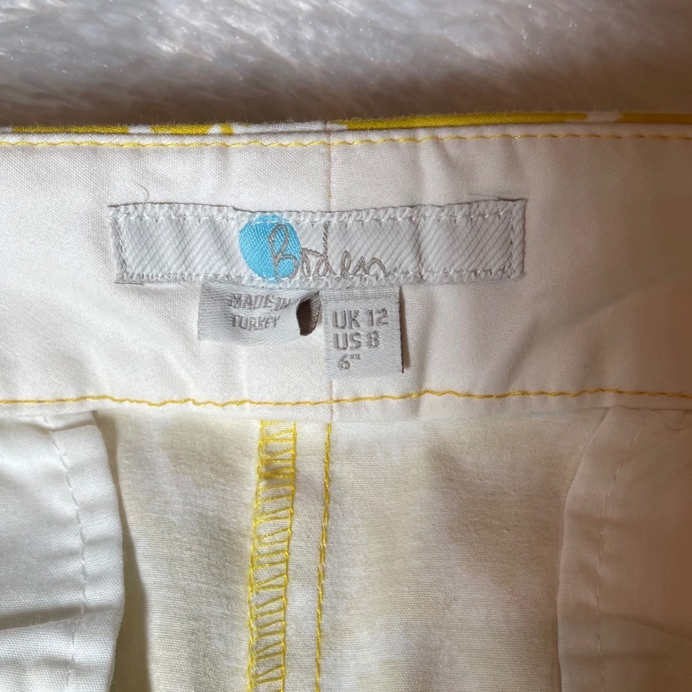 Boden Richmond Shorts 8 Yellow White Geometric Floral Sunburst 1960s Mod Retro - Picture 4 of 7